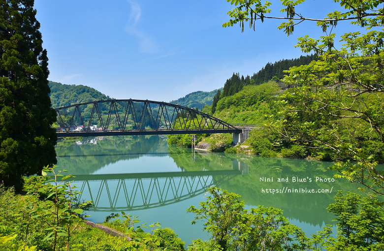 只見線列車,日本福島旅遊景點,第一橋梁,只見川,奧會津 @Nini and Blue  玩樂食記
