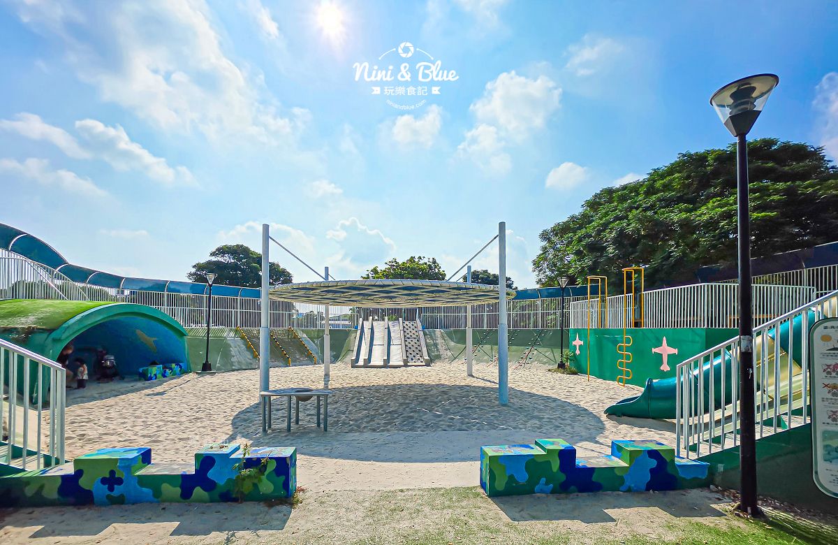 圳前仁愛公園｜免費空軍主題親子公園.機堡沙坑、磨石子溜滑梯與親水步道.台中神岡景點 @Nini and Blue 玩樂食記