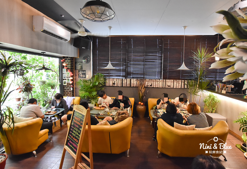 51巷咖啡館 | 台中大里軟體園區附近的咖啡、簡餐店，家常料理/森林系餐廳