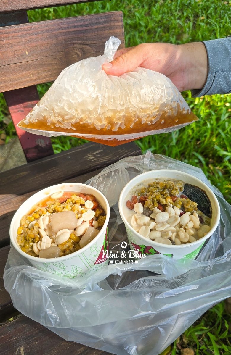 民生路無名豆花-餡料沒有加滿不能停止，CP值爆表，台中豆花推薦