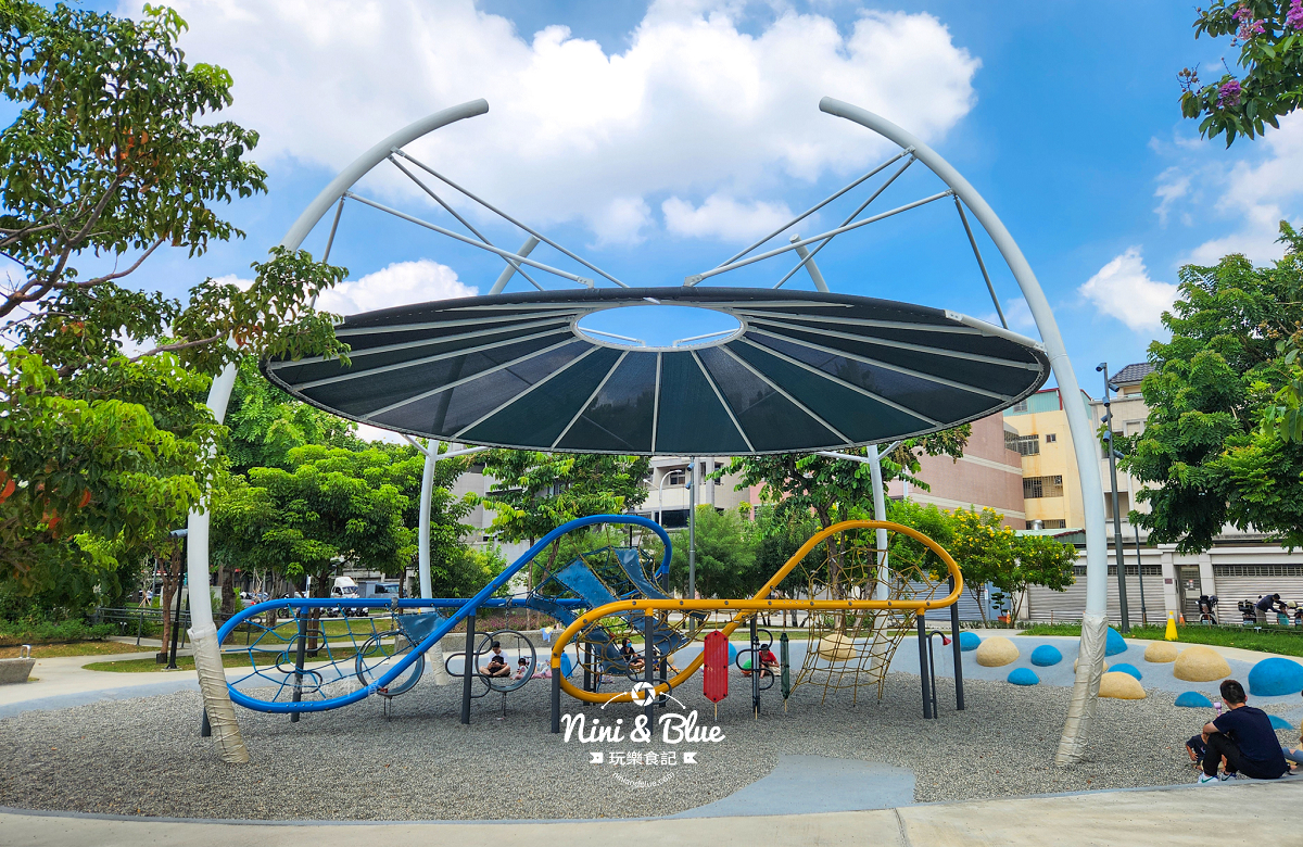 台中景點,台中公園,台中十全公園,台中滑索公園 @Nini and Blue  玩樂食記