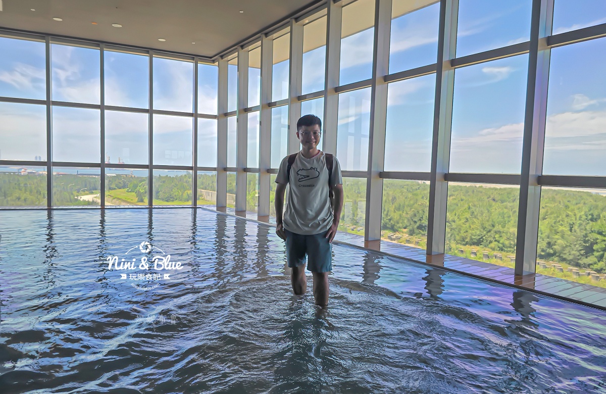 台中海洋館-首座台中水族館就在梧棲漁港旁.門票,營業時間,交通及8大展區全搞定！
