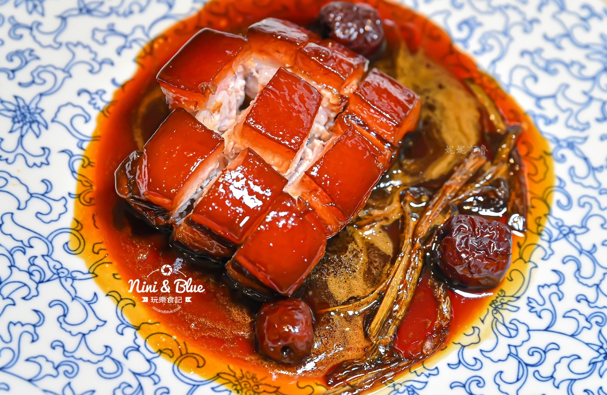 GOGOGA 極上雞湯 東坡肉切開