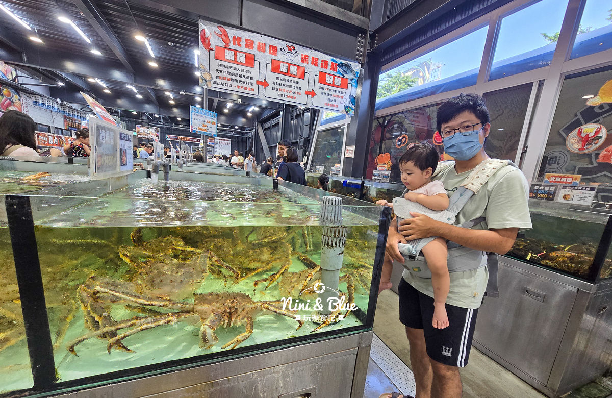 水產教父海鮮市場 &#8211; 台中全新海鮮批發市場，占地300坪的海鮮肉品展售區超好逛 @Nini and Blue  玩樂食記
