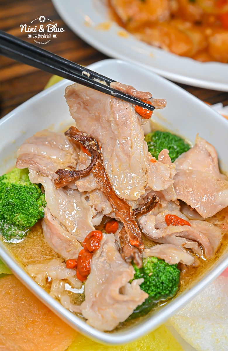 昨日花卷，台中西區勤美商圈創意料理，一個人也可吃中式合菜、商業午餐
