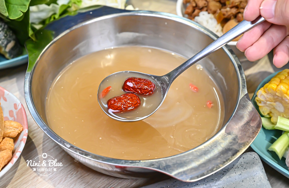 似錦涮 太平火鍋吃到飽 麻油雞湯