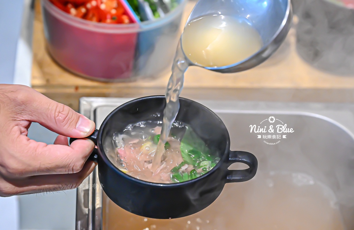 牛室炙燒牛排台中崇德 洲際棒球場美食 牛肉河粉