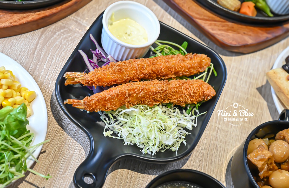 牛室炙燒牛排台中崇德 洲際棒球場美食 炸蝦