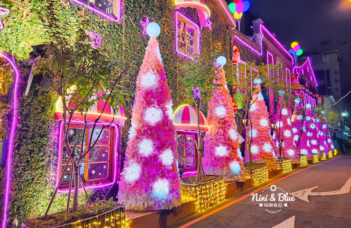 瓦庫燒肉 2025台中耶誕節 粉紅耶誕