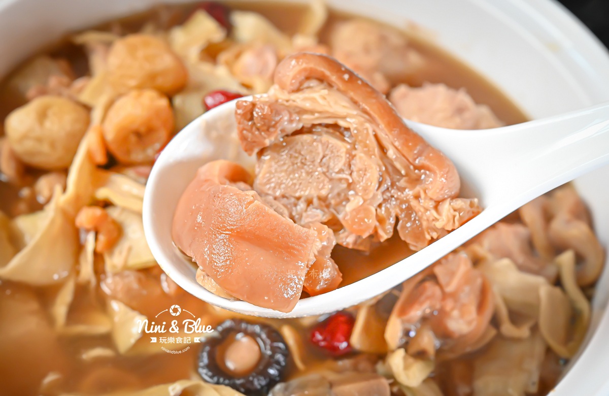 2026年冊子年菜 台中年菜 佛跳牆豬腳 2026年冊子年菜 台中年菜 佛跳牆豬腳