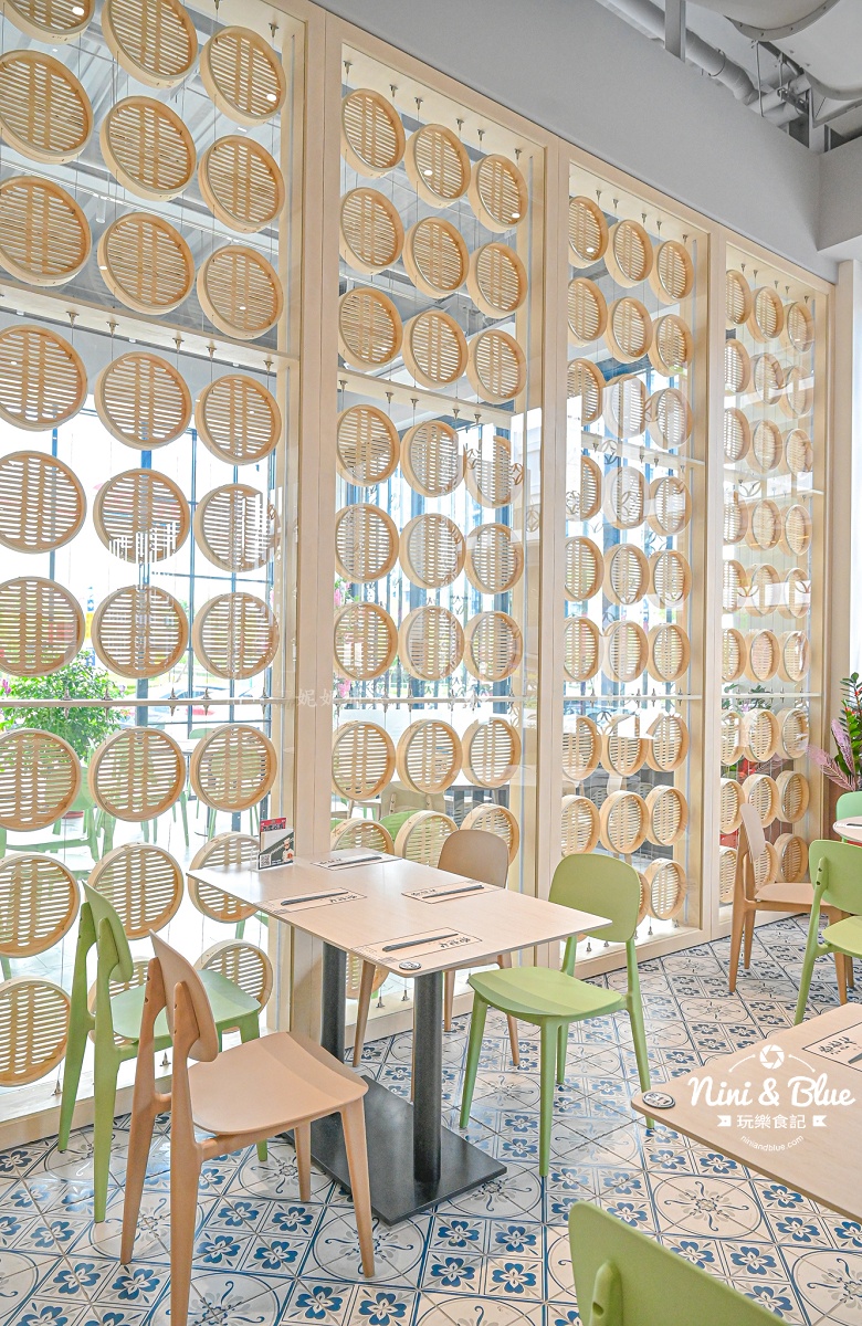 港佬大港式飲茶百匯吃到飽 座位