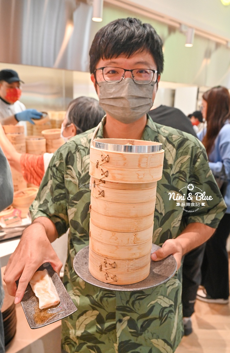 港佬大港式飲茶百匯吃到飽 一大疊蒸籠
