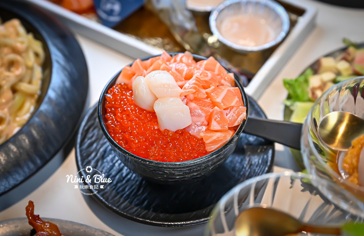 燒肉MEN 台中燒肉自助吧吃到飽 鮭魚丼飯