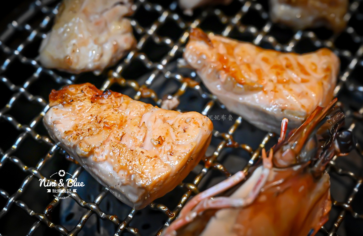 燒肉MEN 台中燒肉自助吧吃到飽 烤鮭魚