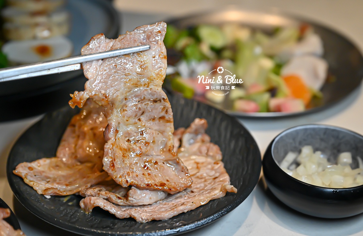 燒肉MEN 台中燒肉自助吧吃到飽 梅花豬