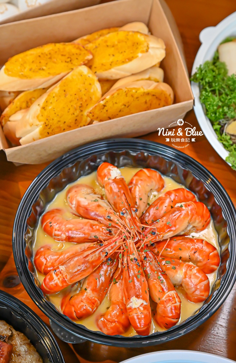 台中年菜鴻龍宴熱年菜外帶 蝦子