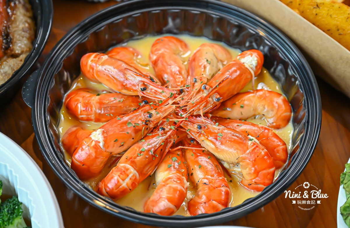 台中年菜鴻龍宴熱年菜外帶 蝦子