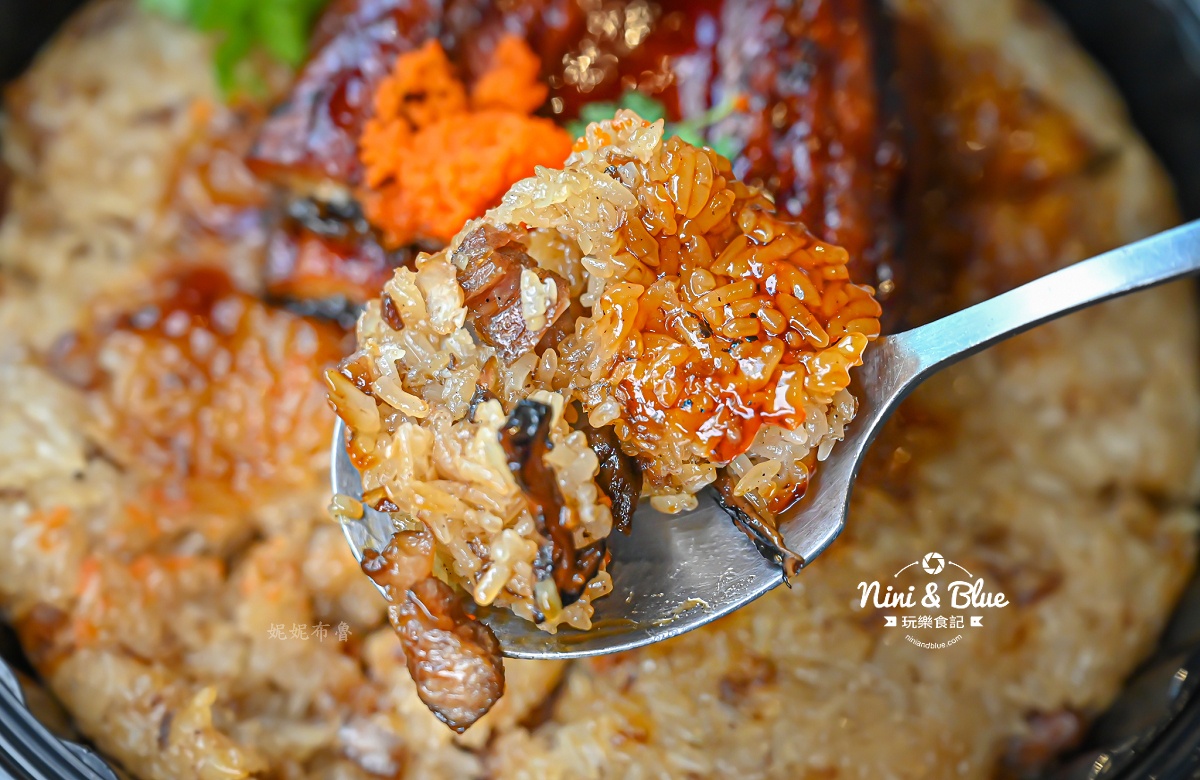 台中年菜鴻龍宴熱年菜外帶 油飯