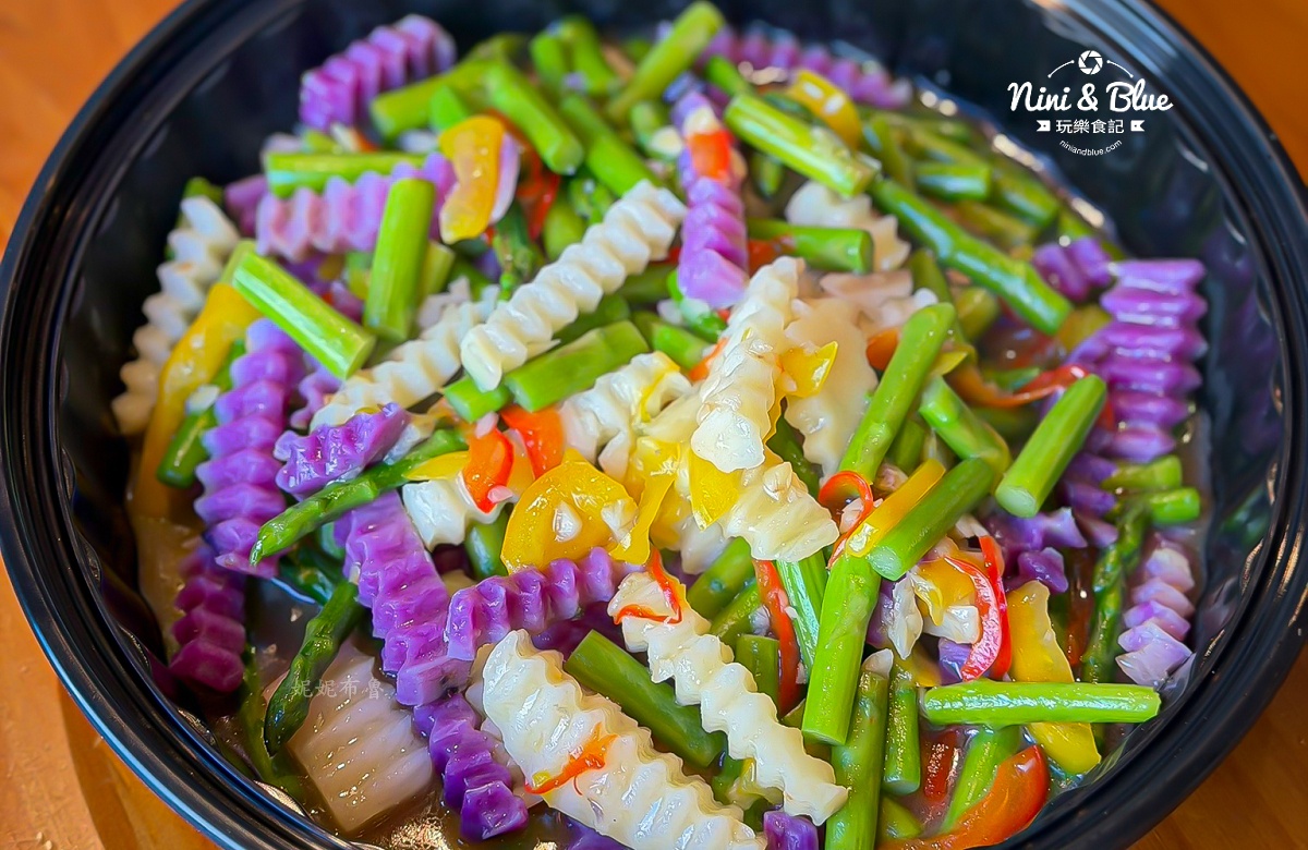 台中年菜鴻龍宴熱年菜外帶 山藥蘆筍