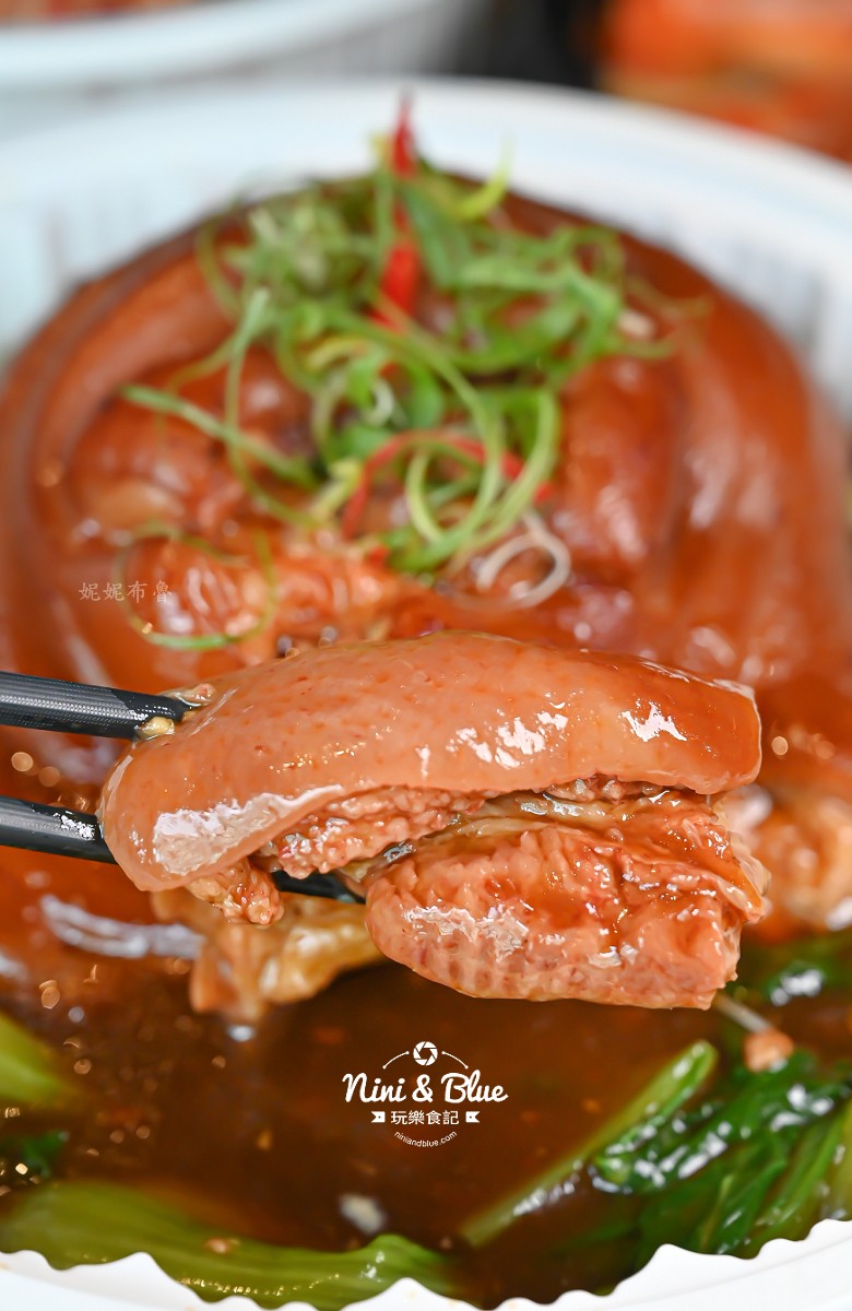 2026台中年菜鴻龍宴熱年菜外帶 腿庫肉