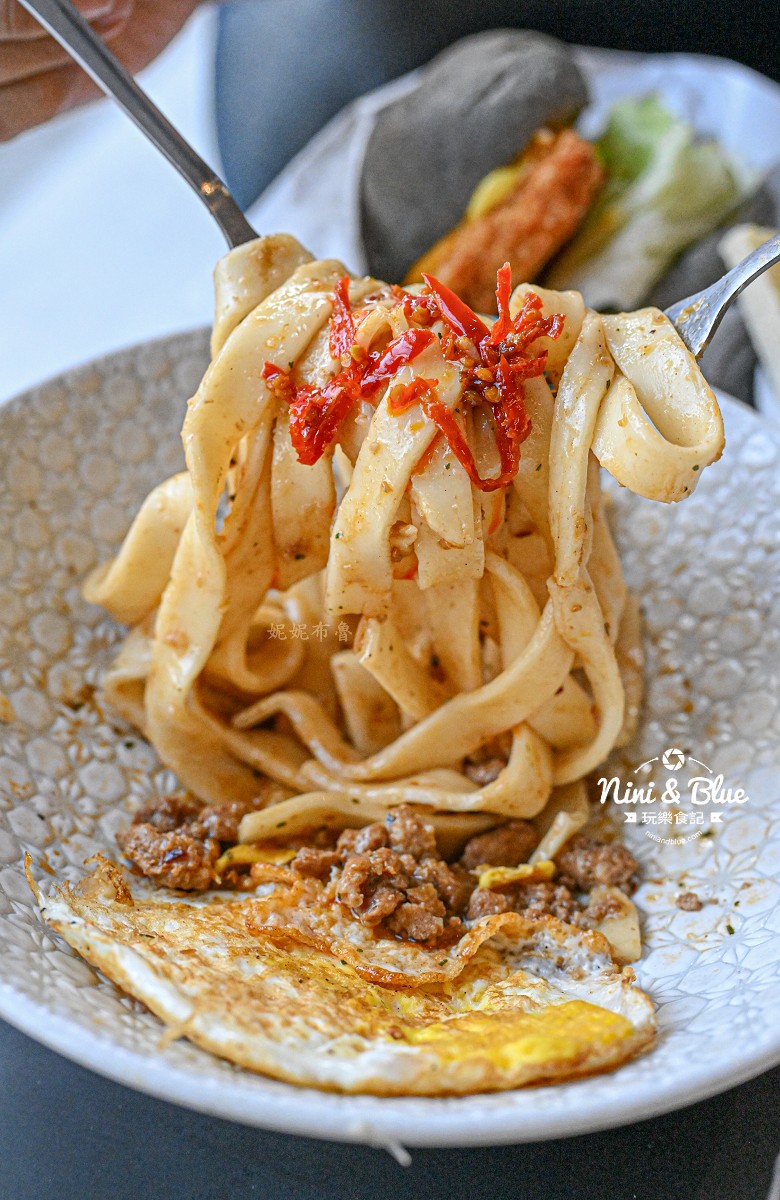 艾初早午餐模範店 勤美早餐 菜單 粗麵