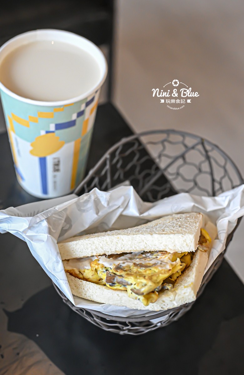 艾初早午餐模範店 勤美早餐 菜單 早餐80元組合