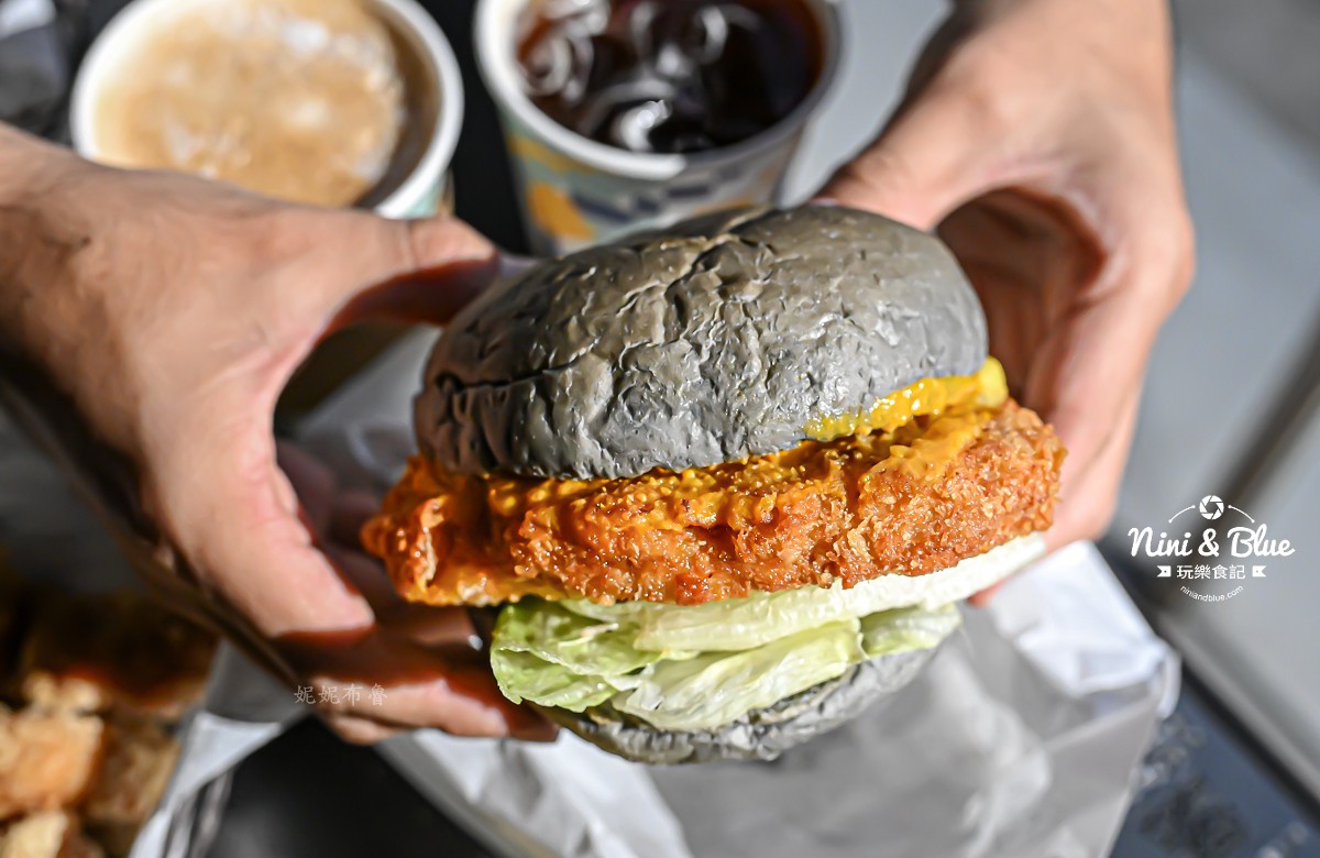 艾初早午餐模範店 勤美早餐 菜單 金沙豬排