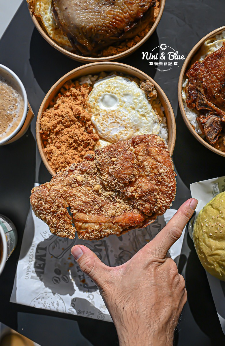 艾初早午餐模範店 勤美早餐 菜單 雞排大小