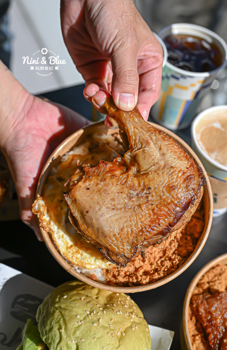 艾初早午餐模範店 勤美早餐 菜單 大雞腿