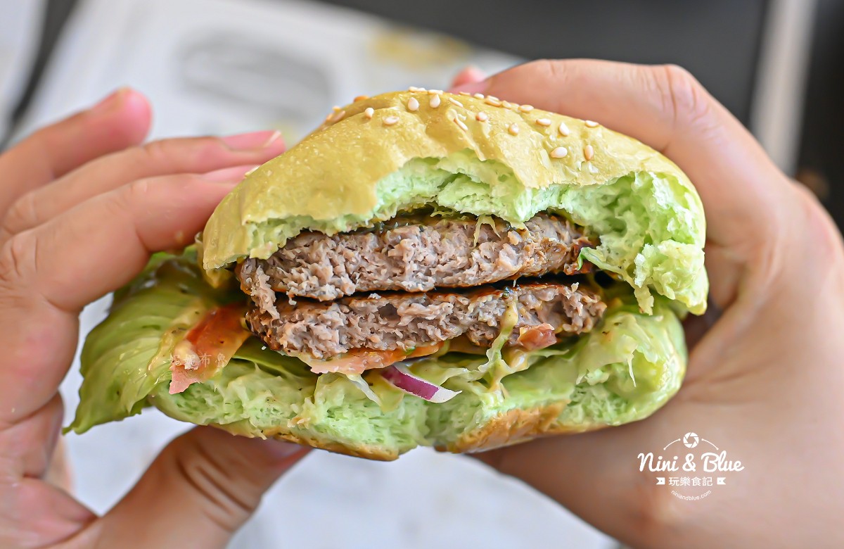 艾初早午餐模範店 勤美早餐 菜單 酪梨堡的肉