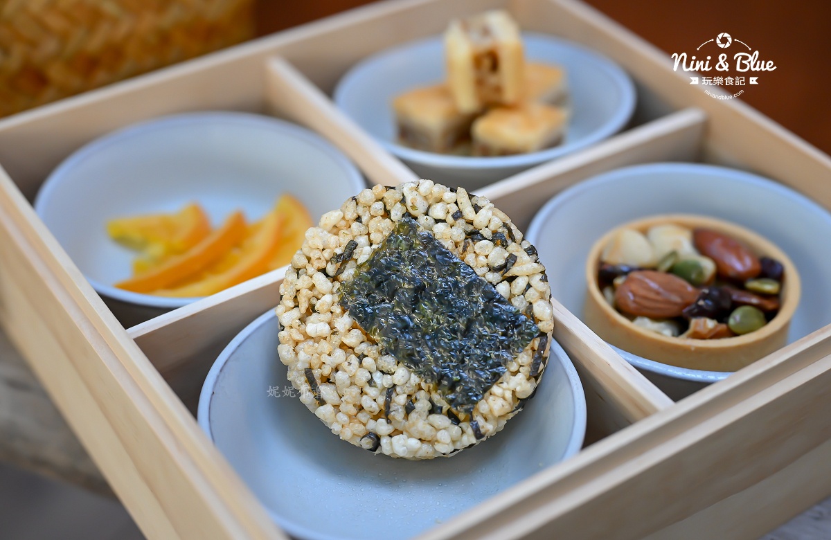 黑色小白兔 台中伴手禮 過年 酒漬柑橘 米香