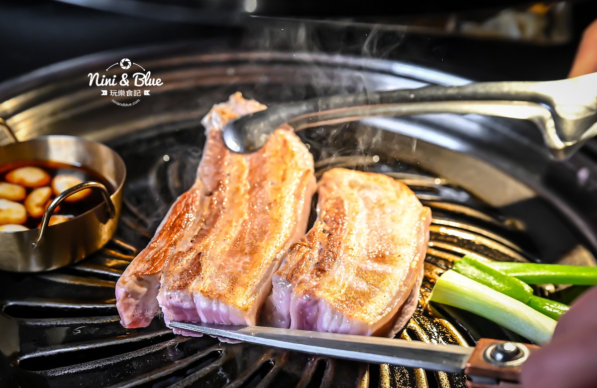 BAY Korean BBQ Club台中韓式燒肉 烤豬五花2