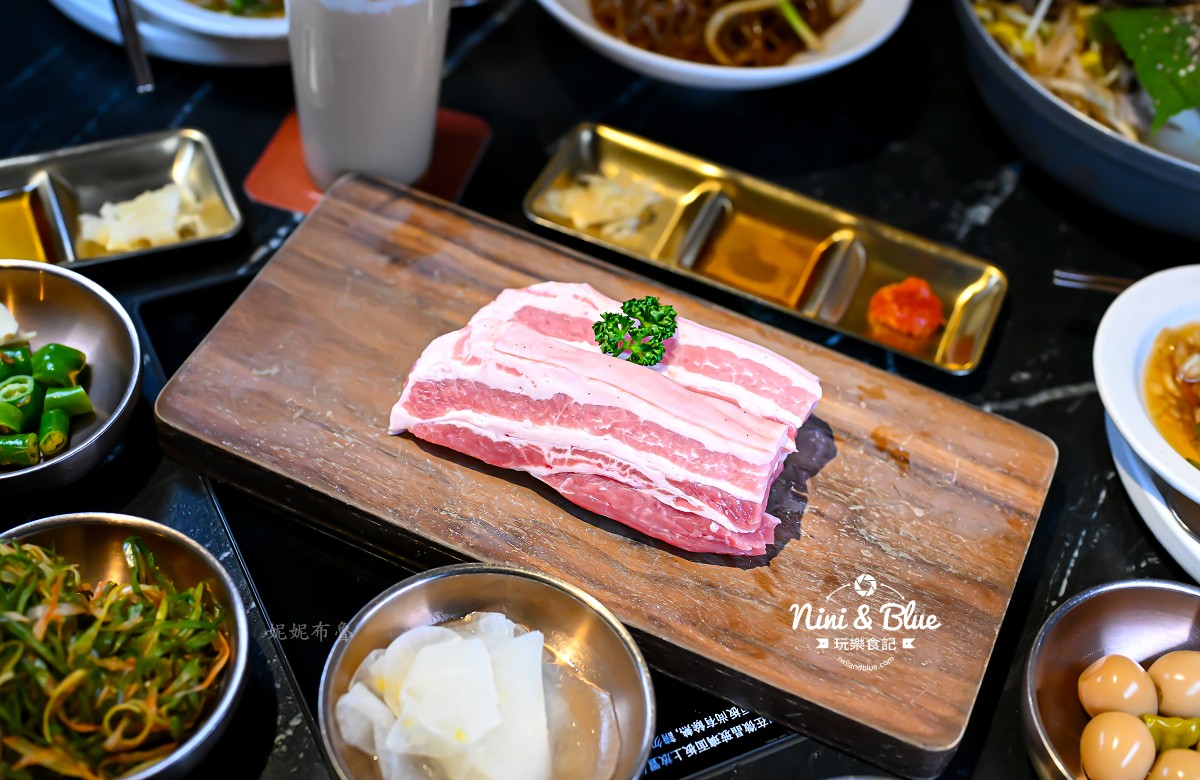 BAY Korean BBQ Club台中韓式燒肉 豬五花2片