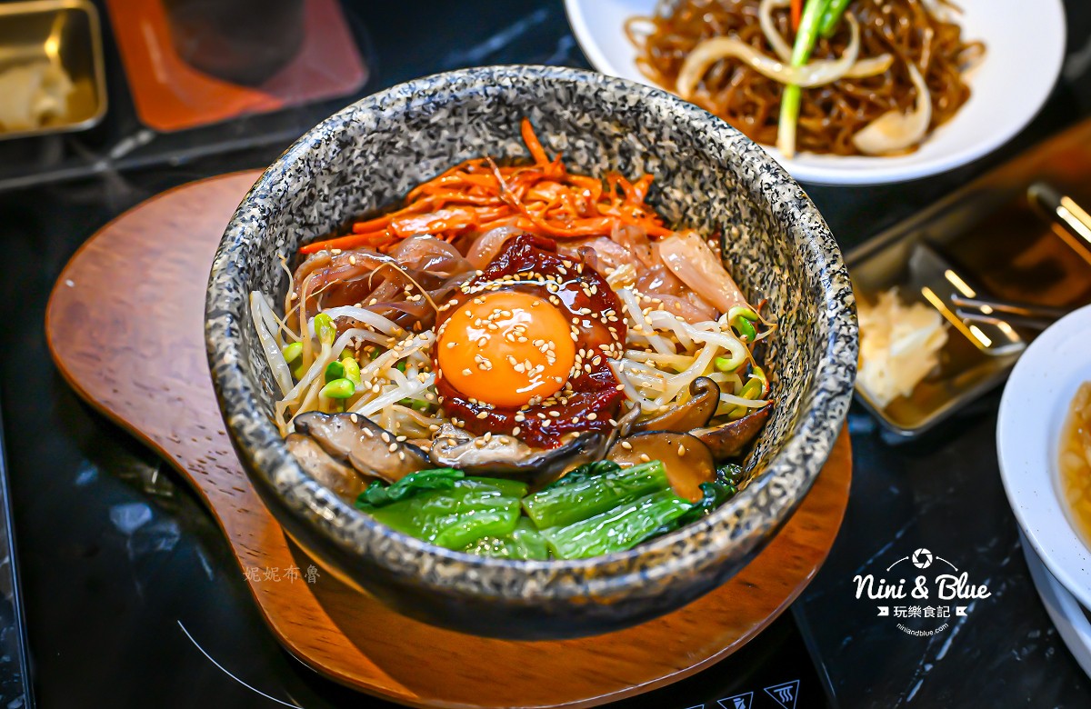 BAY Korean BBQ Club台中韓式燒肉 石鍋拌飯