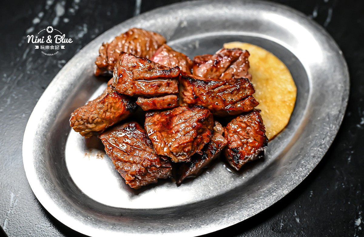 BAY Korean BBQ Club台中韓式燒肉 水梨無骨牛小排