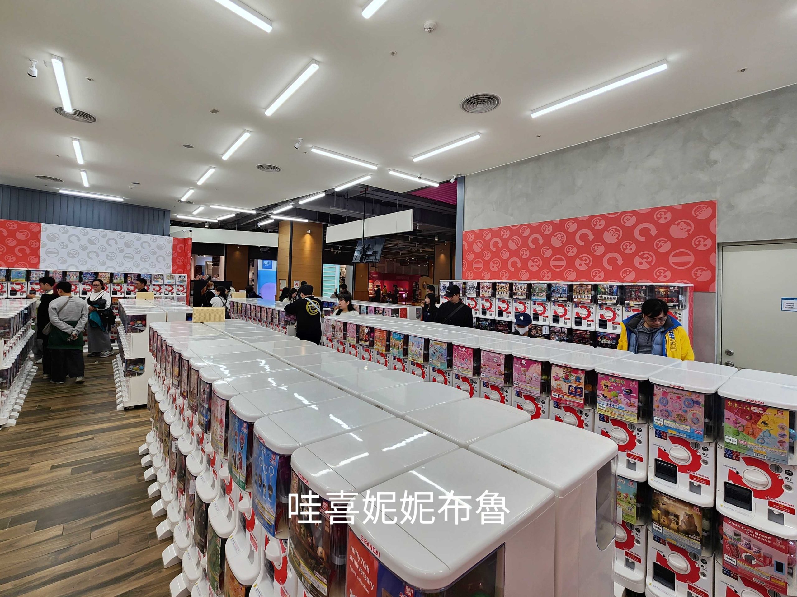 GBO萬代官方扭蛋專賣店 台中LaLaport門市05 GBO萬代官方扭蛋專賣店 台中LaLaport門市05