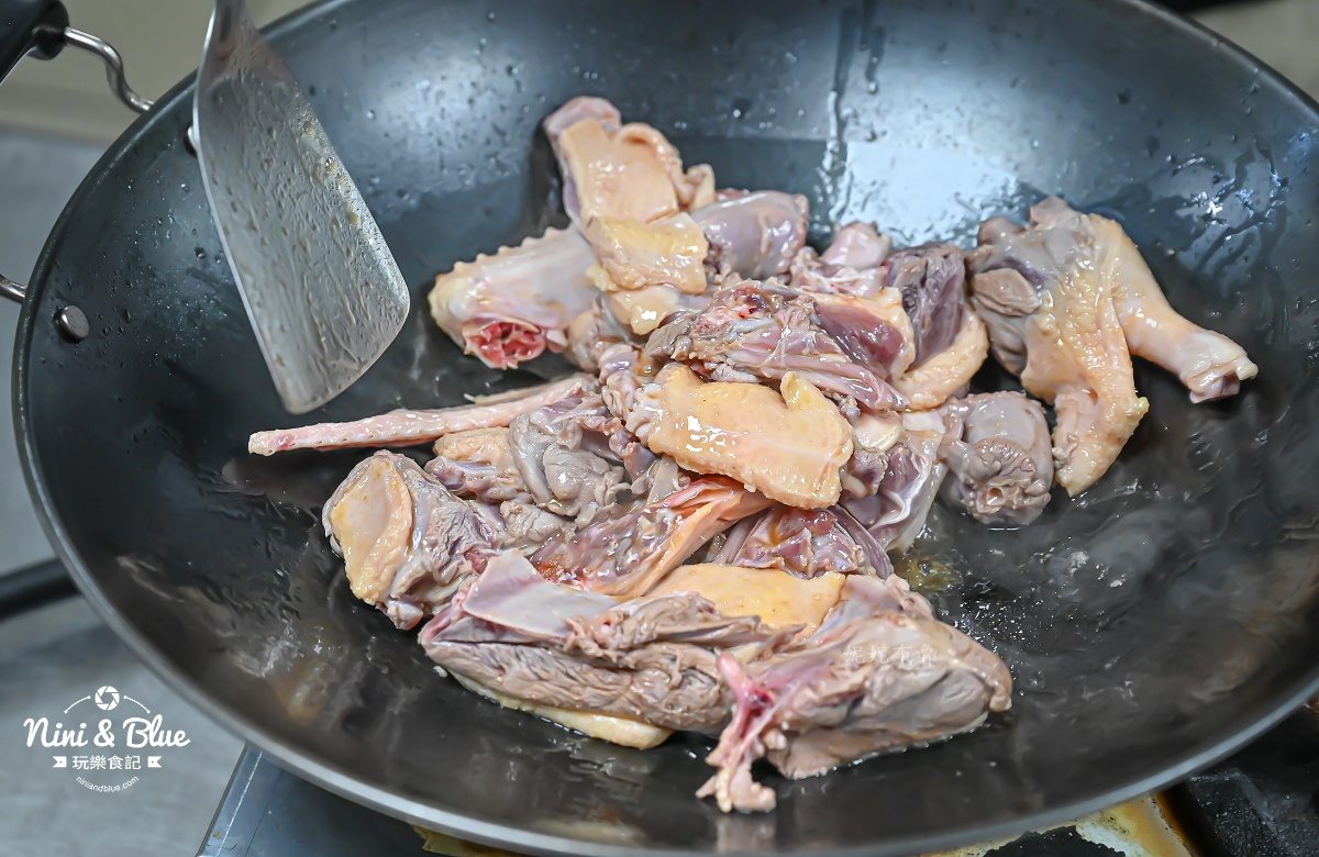 搶筷純薑汁黃金薑母鴨 宅配年菜價格 炒鴨