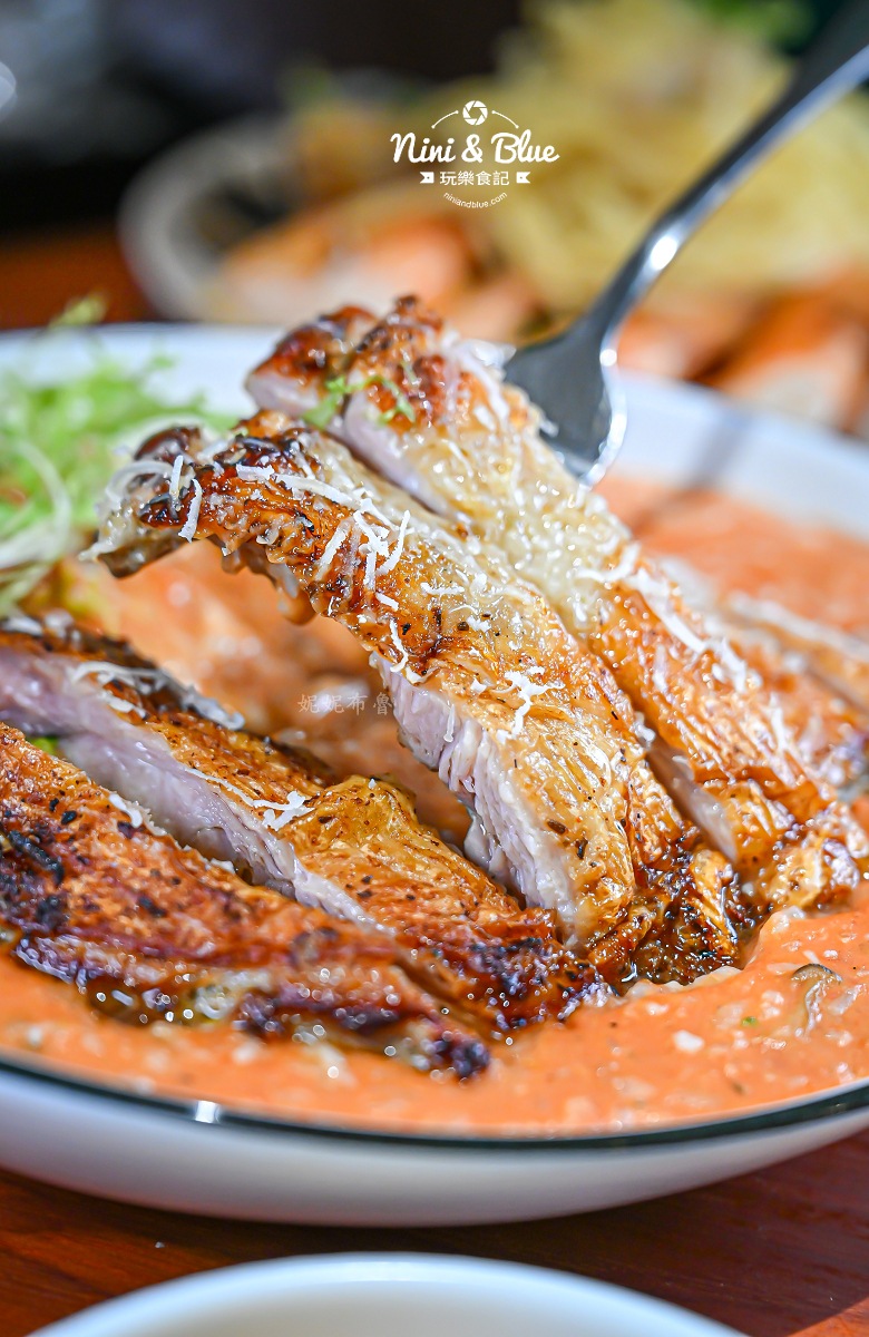 秋日義式餐館 雞腿