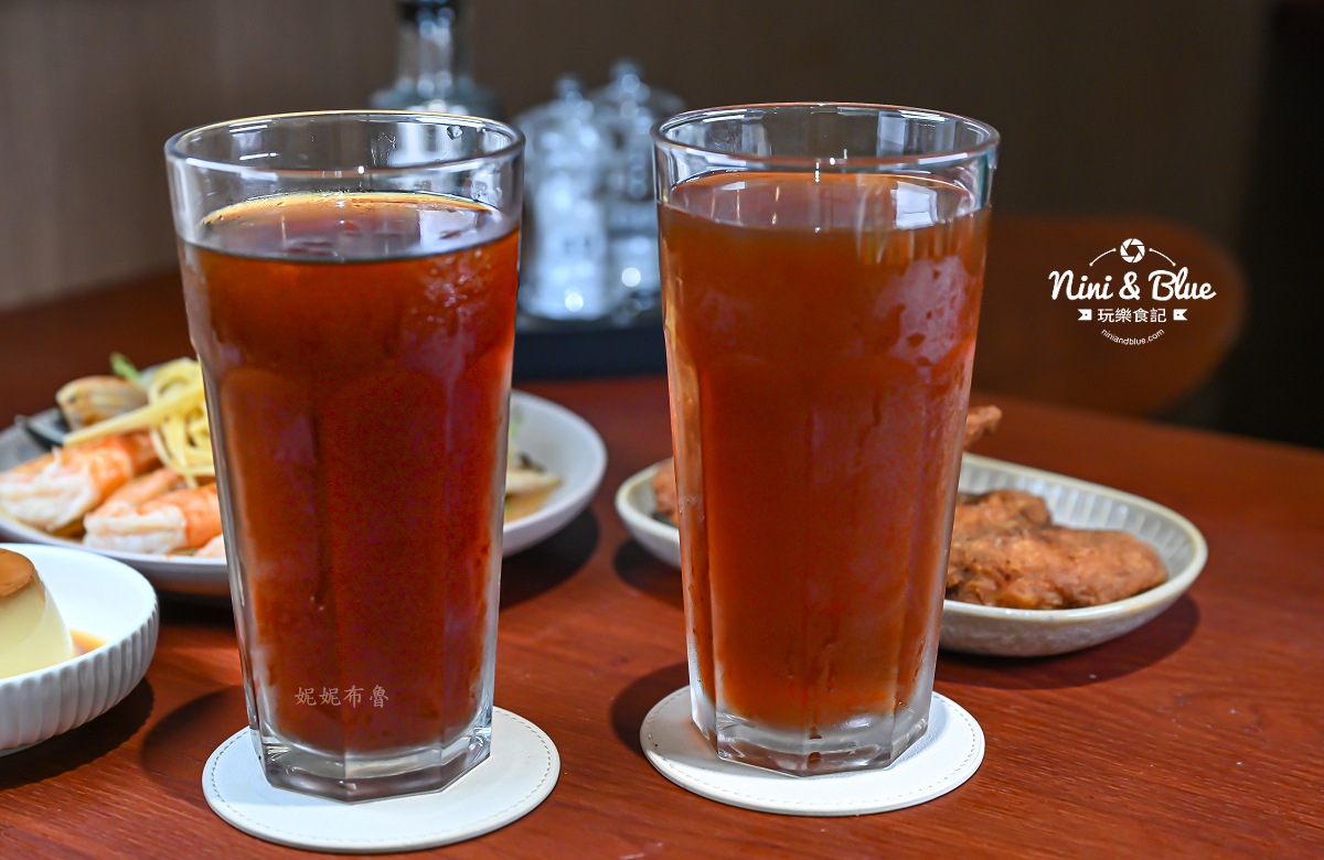 秋日義式餐館 兩人同行送紅茶