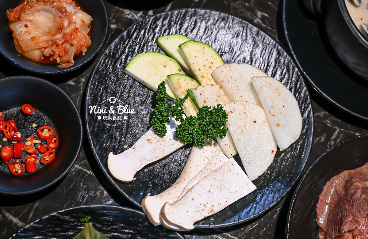 脂本燒肉台中北屯 大坑東山路美食 蔬菜