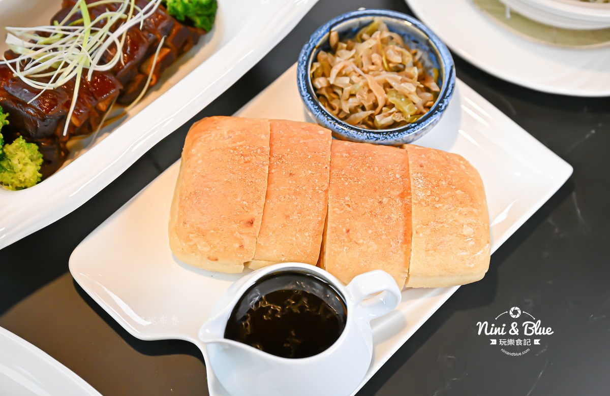 厝秘功夫菜大里店 菜單 麵包