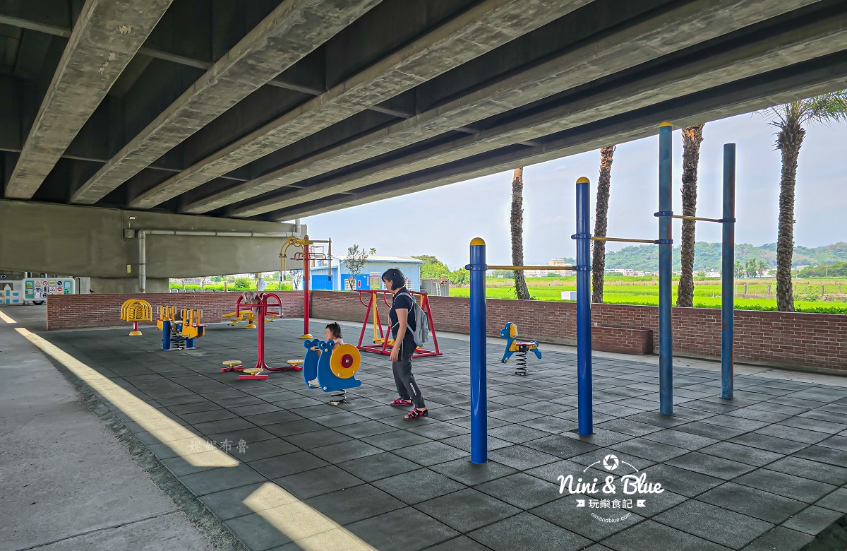 台中霧峰烏龜交通公園 豐正兒童01