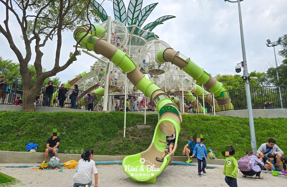 鰲峰山公園谷溜遊戲場台中公園06