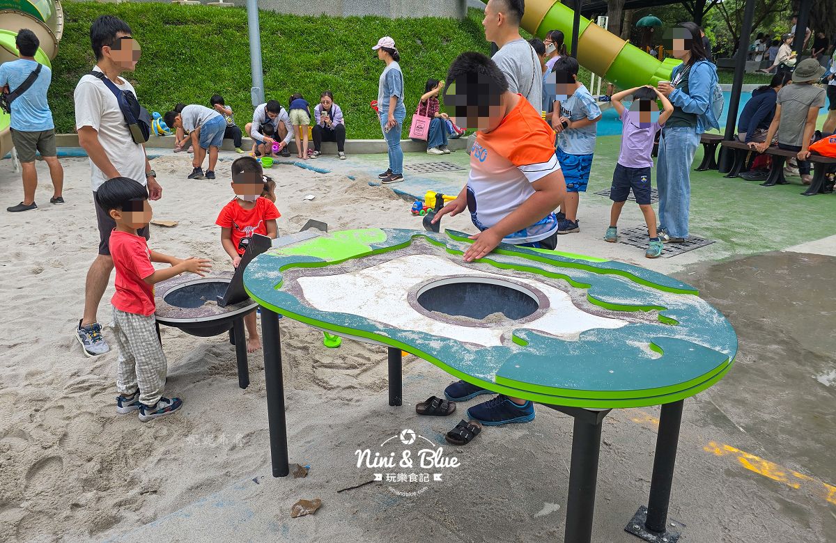 鰲峰山公園谷溜遊戲場台中公園08