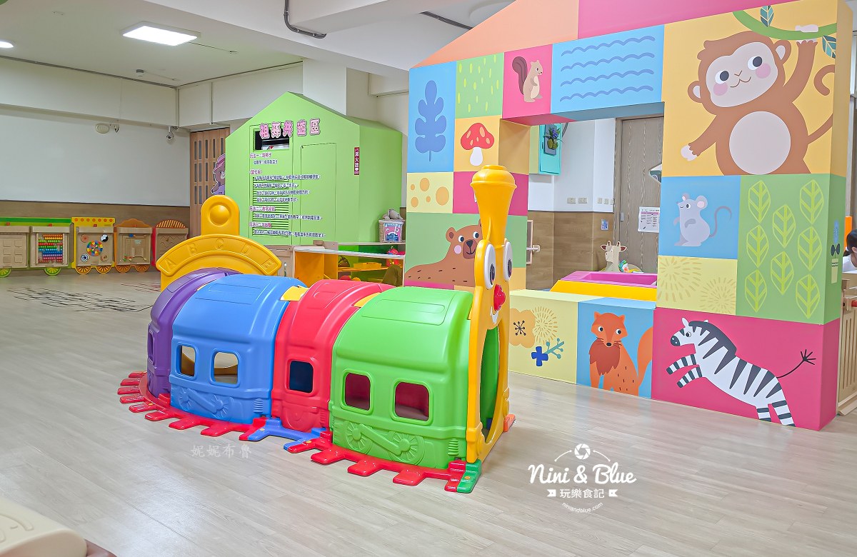 沙鹿親子館 爬爬區