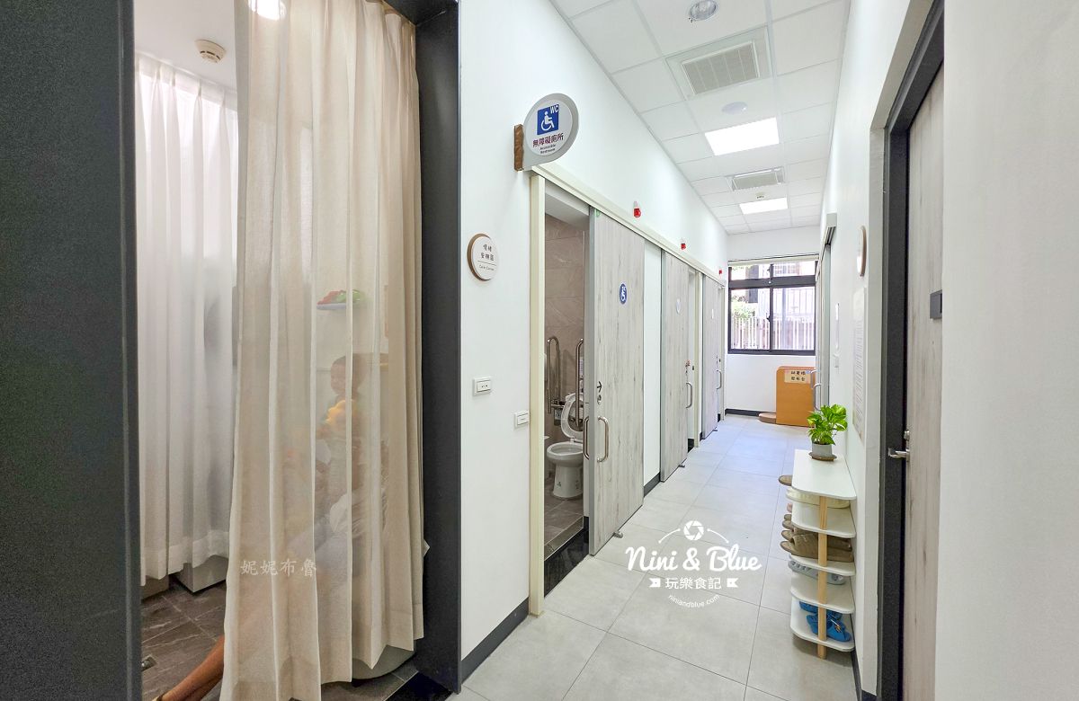 台中西區親子館 廁所