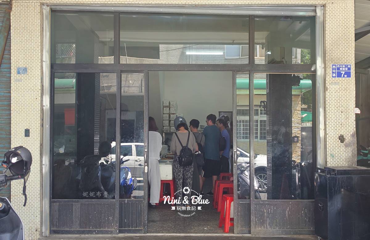 慈尚便當排隊人潮