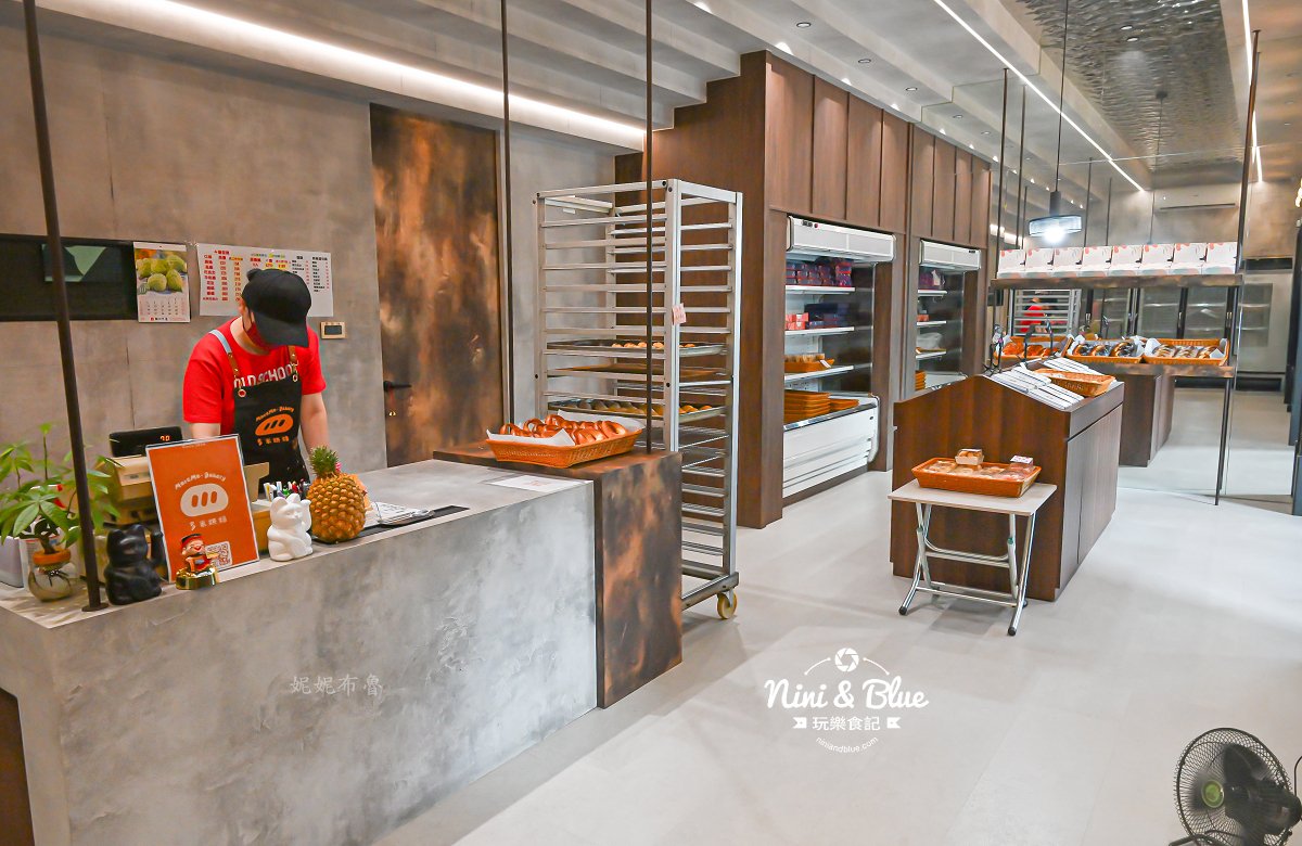 多米烘焙 月亮鹽可頌 店面