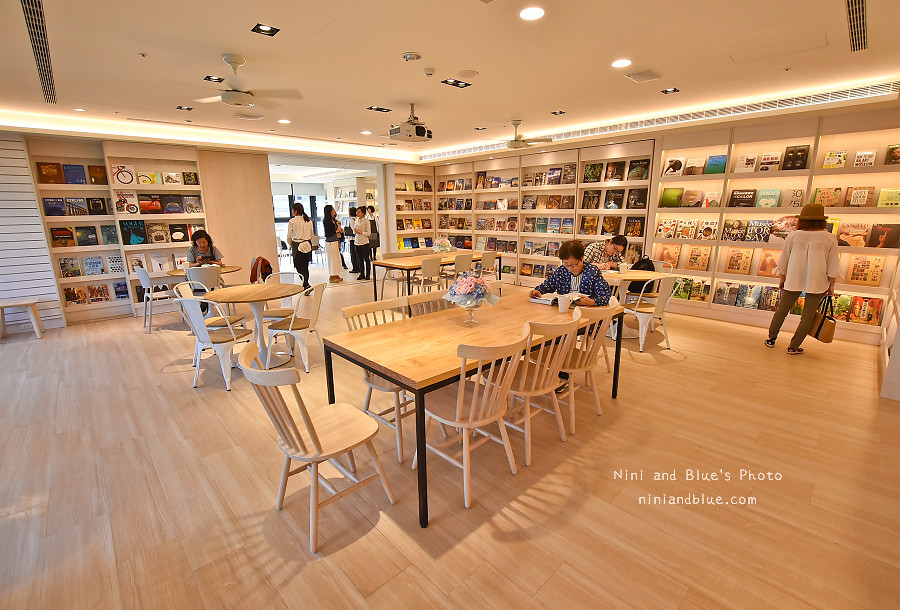 台中益品書屋 不限時12