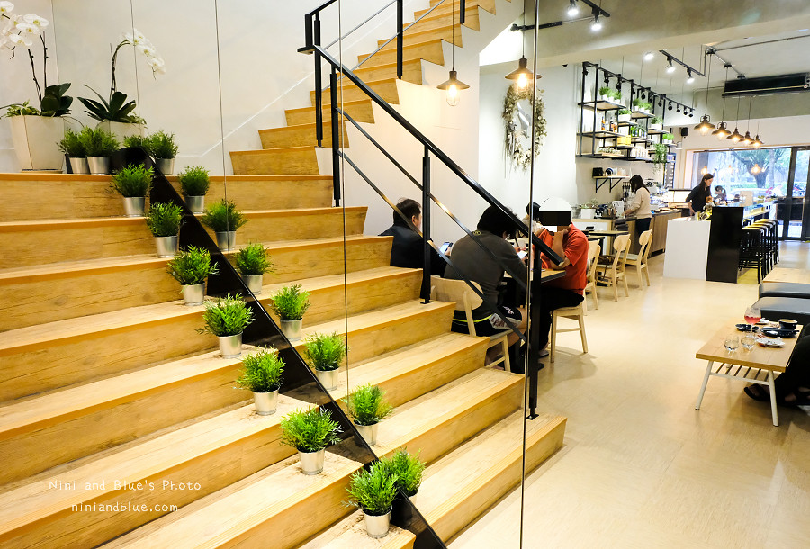 raven coffee.西屯咖啡16